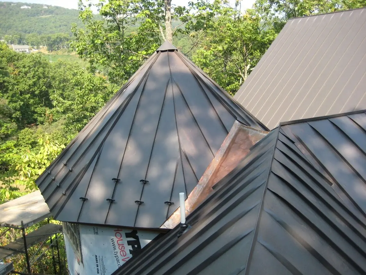 Professional Gutter Cleaning by Craftsman Roofing in Hilltop